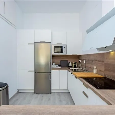 Montemarcarihuela Apartmán *