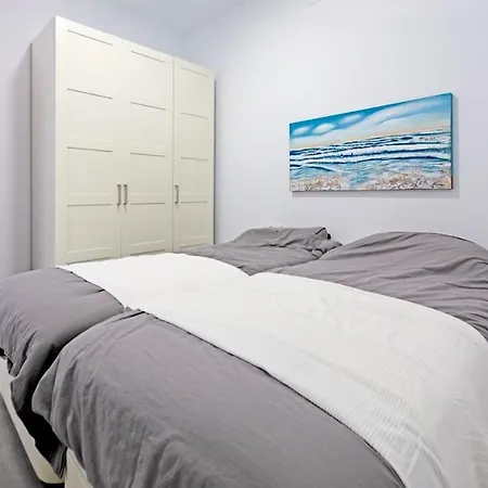 Montemarcarihuela Apartamento *
